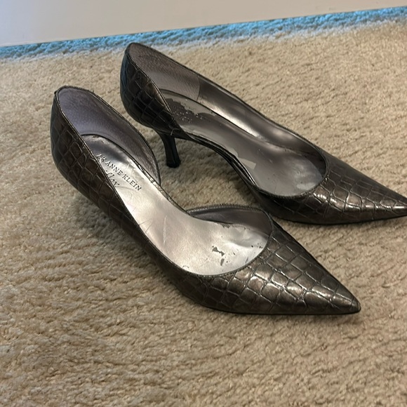 Anne Klein Heels! - Picture 1 of 7